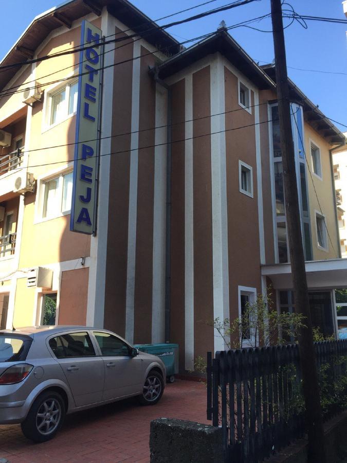 Hotel Peja Екстер'єр фото
